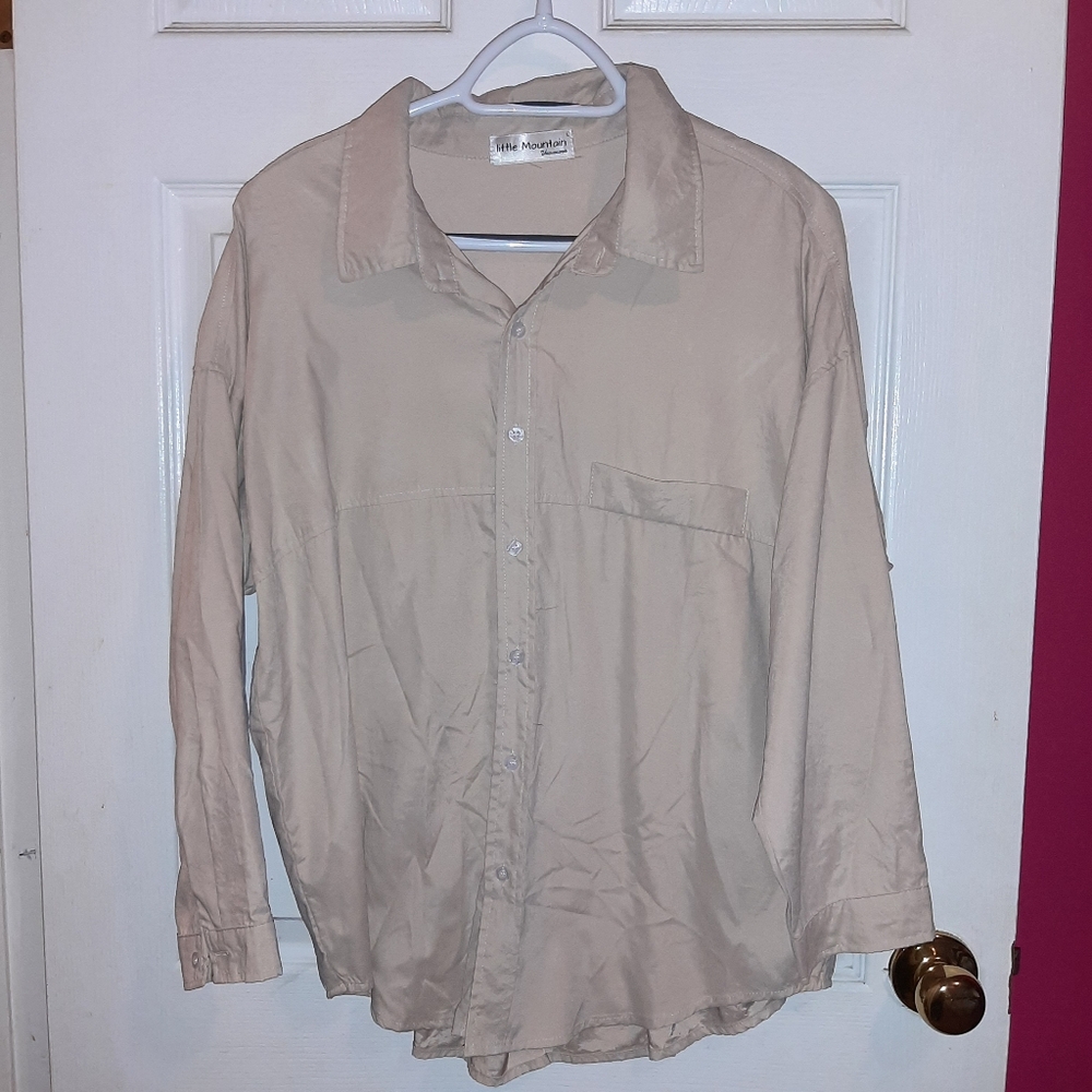Little Mountain Button Down Shirt